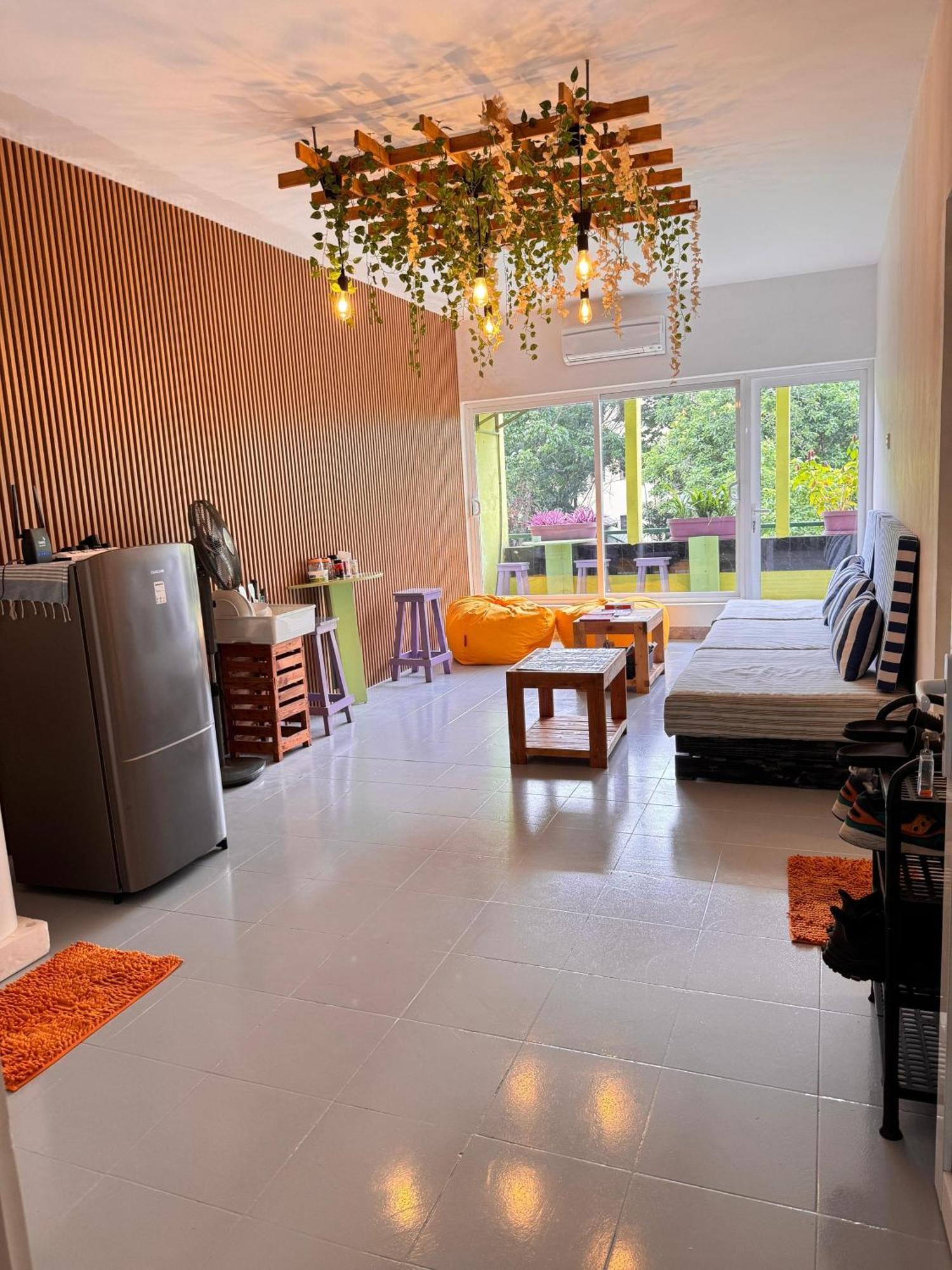 Hostel Republic At Galle Face Colombo Exterior foto